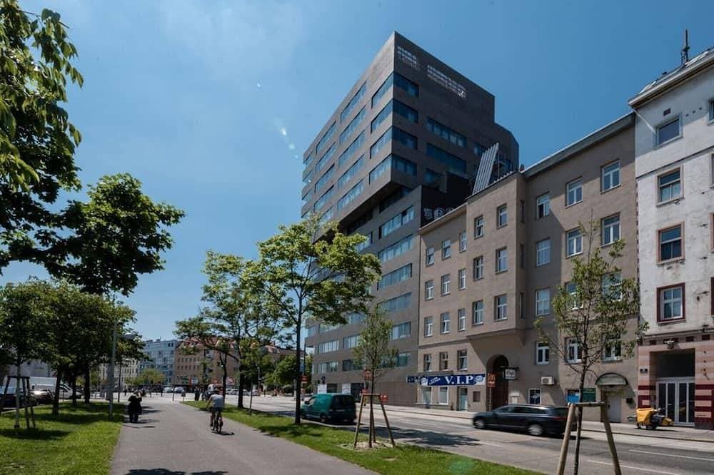 Foto 12 von 30: Panorama-Suite mit Blick über Wien