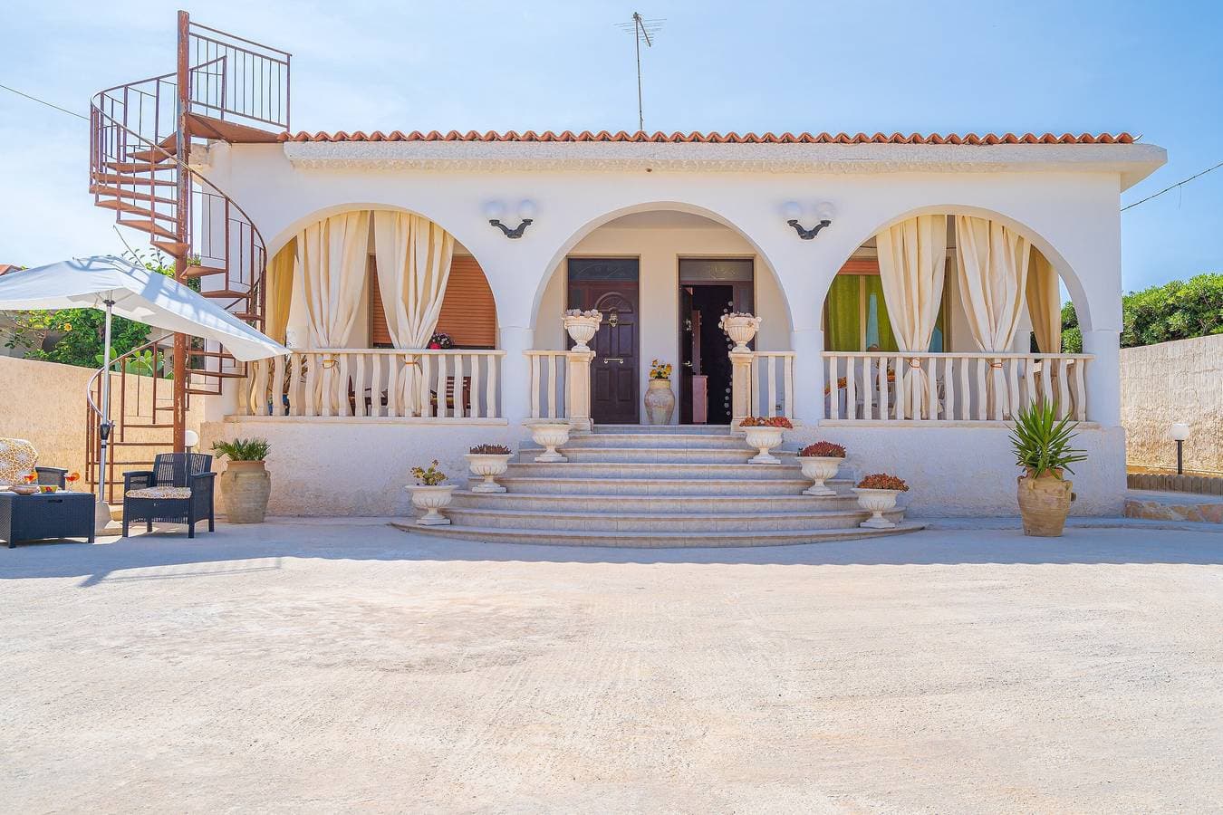 Foto 3 von 26: Ferienwohnung "La Casa Arancione" mit privater Terrasse und Gemeinschaftsgarten