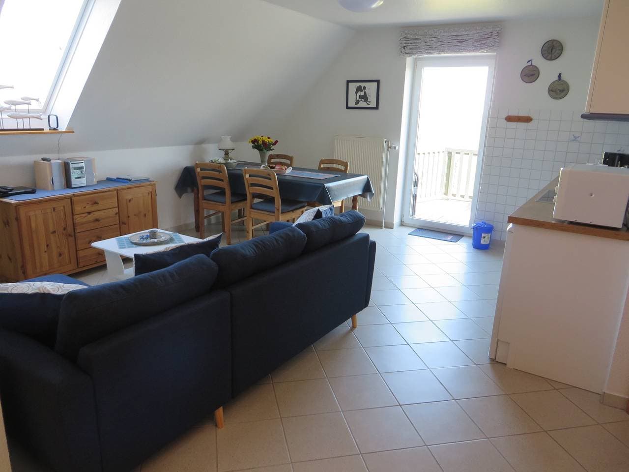 Foto 3 von 24: Ferienwohnung Austernfischer mit Gemeinschaftsgarten, Balkon und WLAN