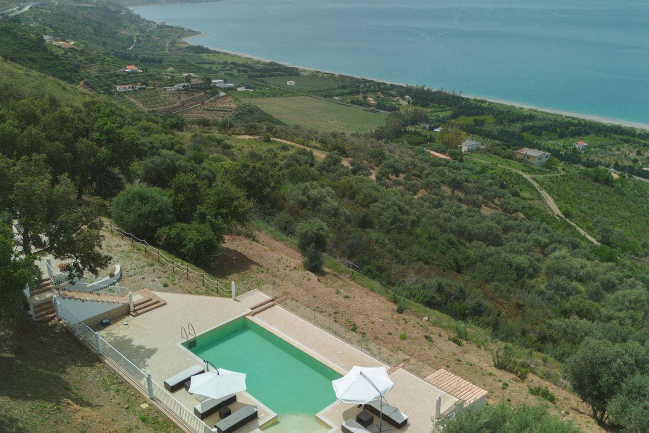 Foto 3 von 26: Villa Dammuso – Exklusive Villa mit Infinity Pool und Meerblick
