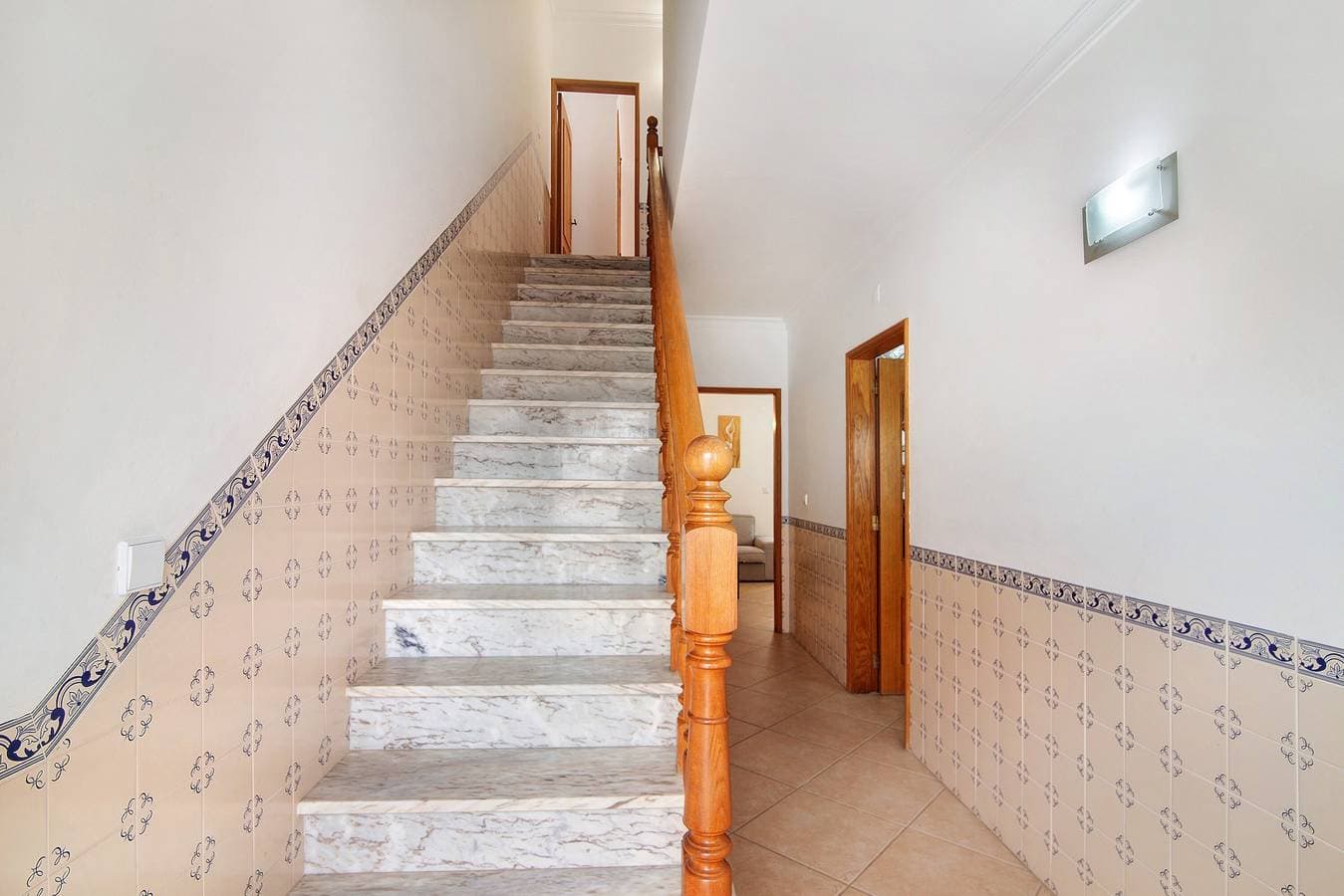 Foto 11 von 26: Ferienhaus 'Moradia Altura' mit privater Terrasse und Balkon