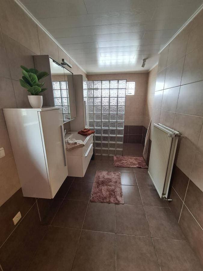 Foto 2 von 13: Three-Bedroom House