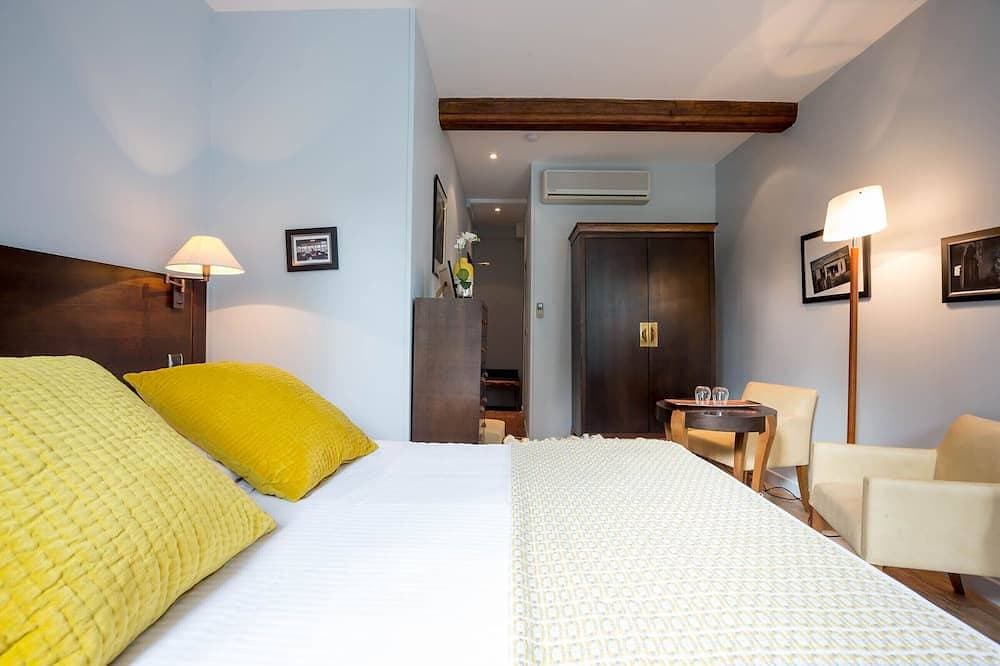 Foto 4 von 9: Doppelzimmer-Eigenes Badezimmer