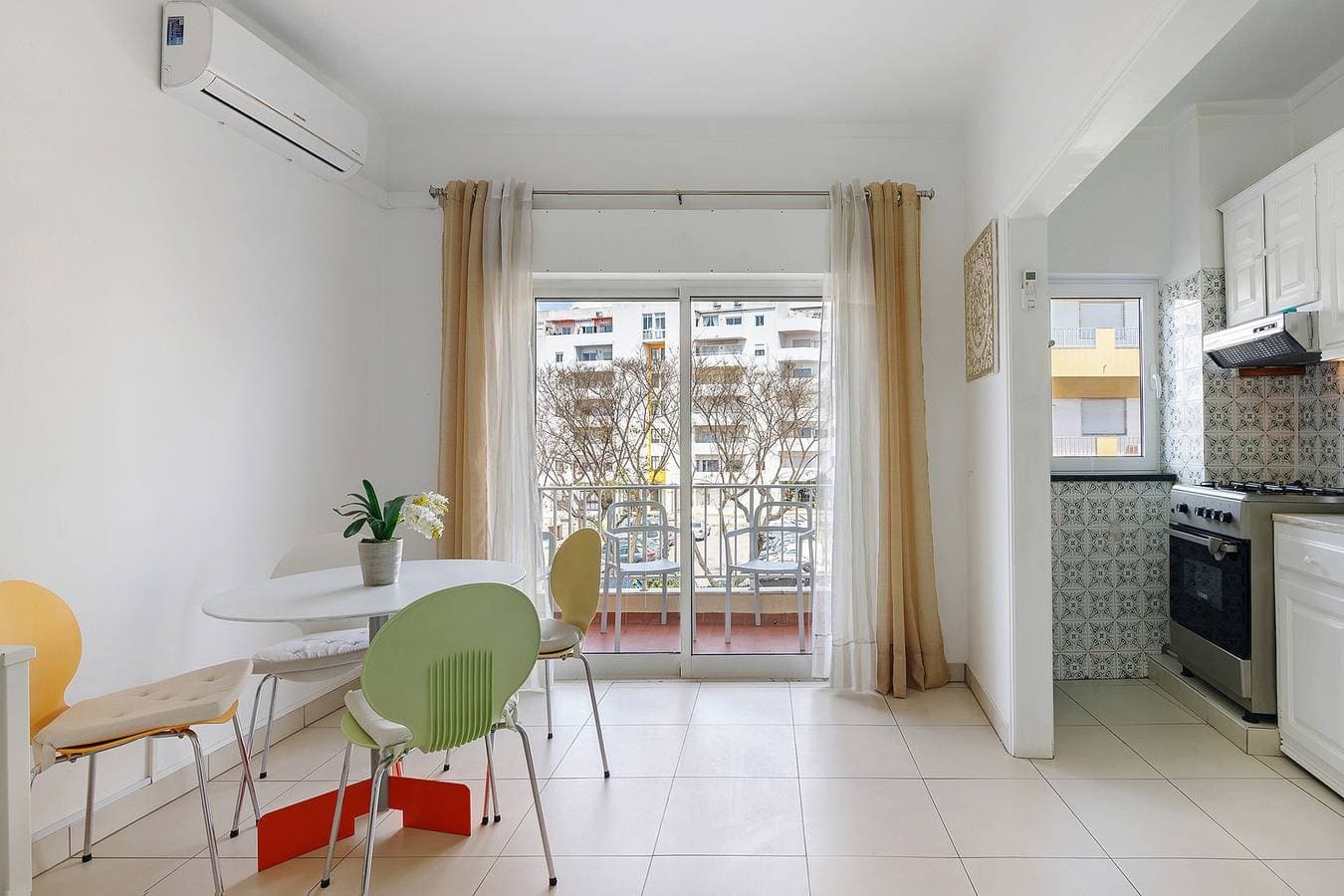 Foto 8 von 20: Ferienhaus 'Casa De Pardal' mit Balkon, WLAN und Klimaanlage