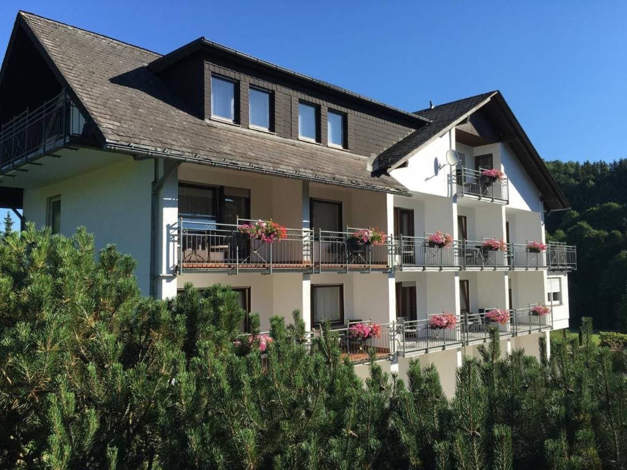 Foto 2 von 35: Ferienwohnung 'Typ 2' mit Gemeinschaftsgarten, Balkon und WLAN