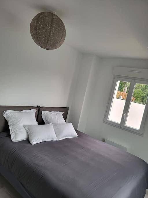 Foto 9 von 12: Three-Bedroom House
