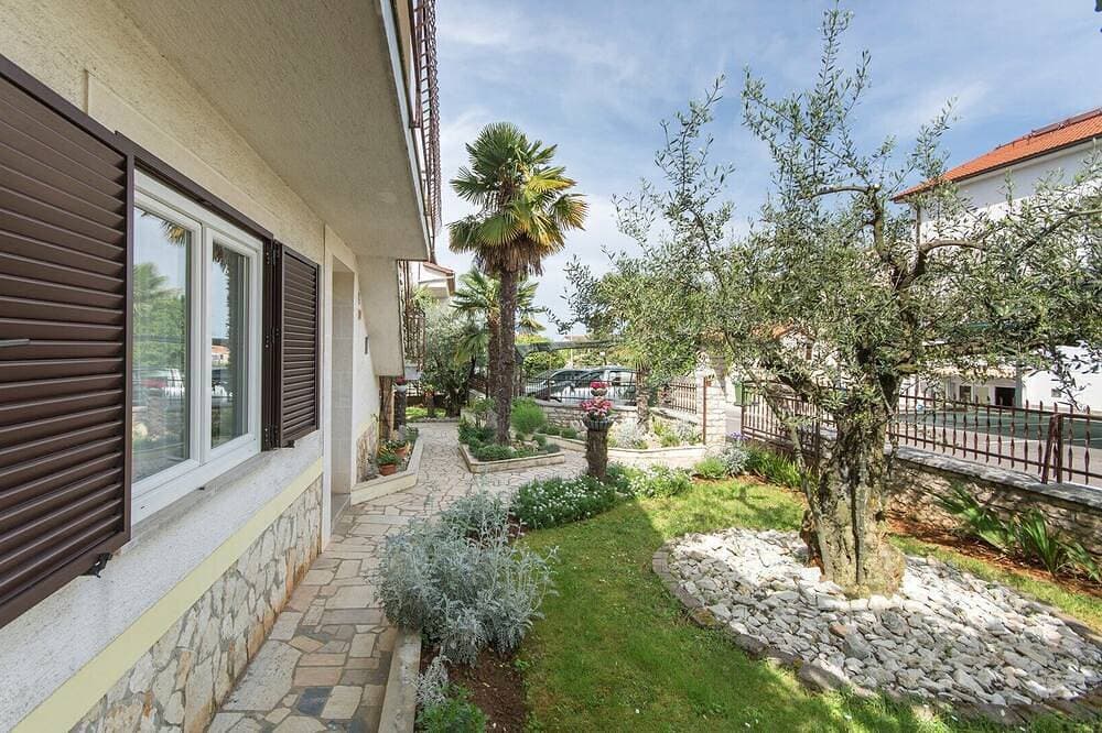 Foto 13 von 30: Ferienwohnung Emili III A2 mit Terrasse
