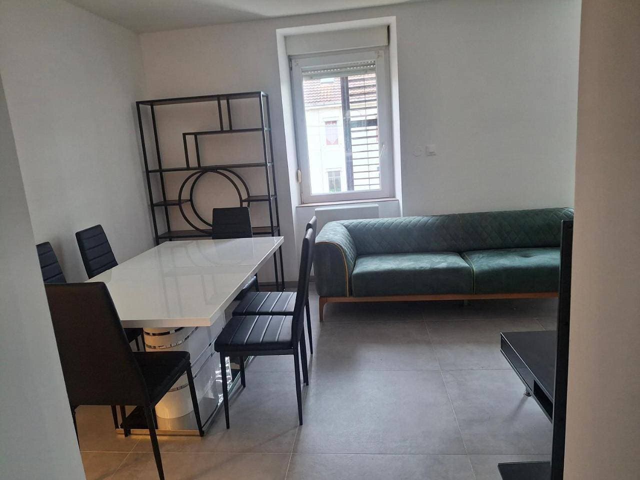 Foto 9 von 22: Two-Bedroom Apartment