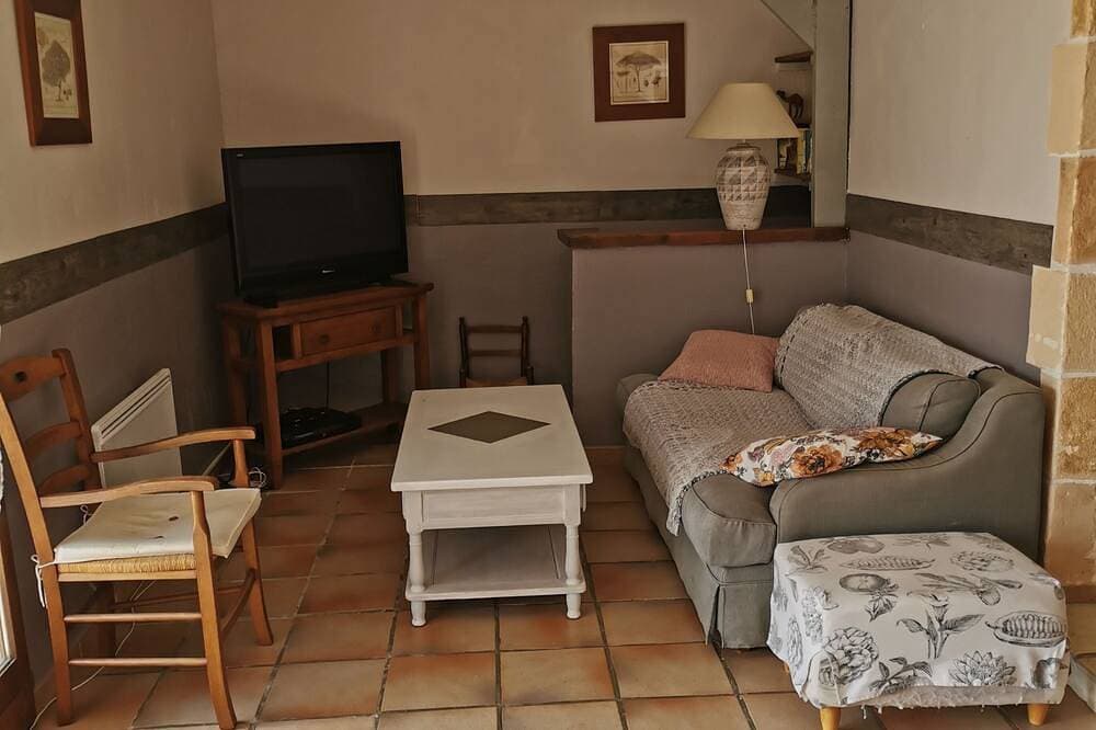 Foto 5 von 29: Bauernhaus Mit Charme ruhig, Ausblick Esterel, 4/5 Personen
