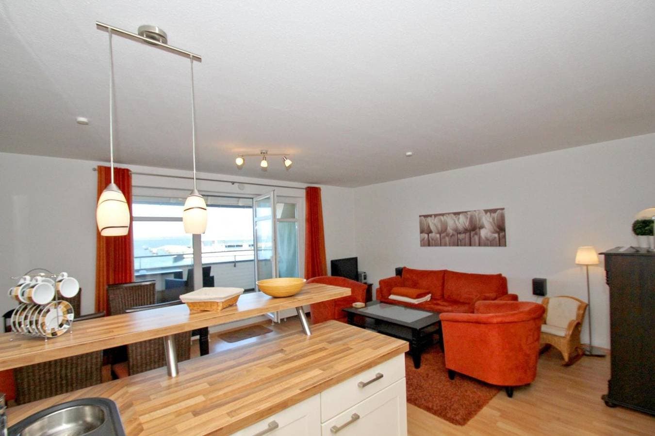 Foto 6 von 21: Hafennahe Ferienwohnung mit Balkon und Meerblick - Hafenhäuser Wiek 14