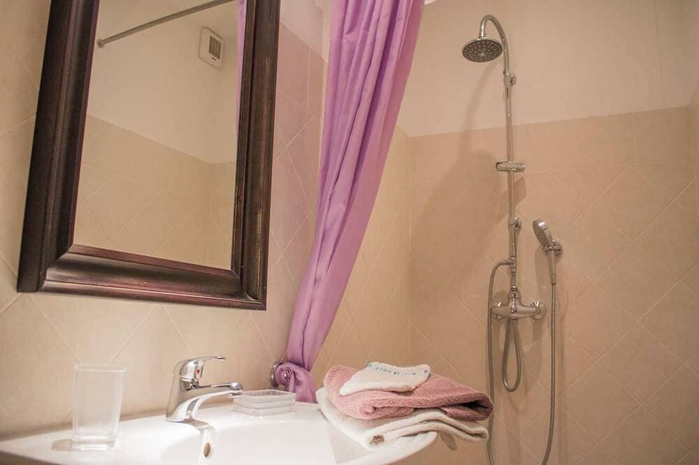 Foto 11 von 18: Wohnung, Luxus, 80m², Blick, Beheizter Pool, Klimaanlage, WLAN, 6 Personen