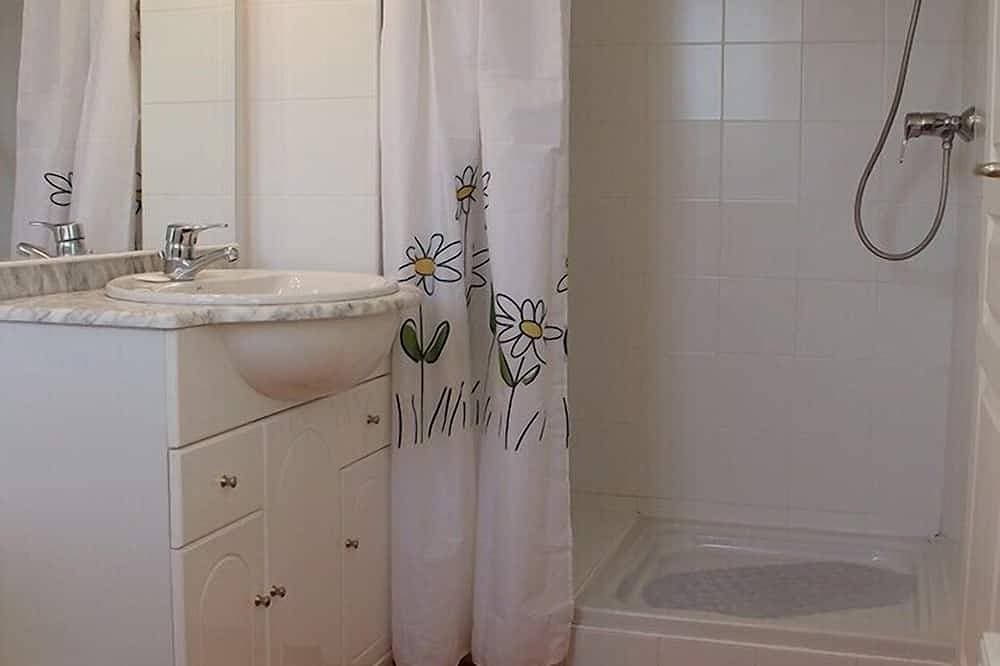 Foto 5 von 24: Geräumige Villa mit Gemeinschaftspool in Pierrevert neben dem Golf du Luberon.