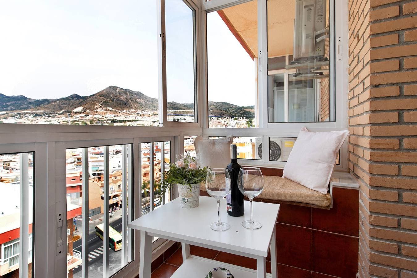 Foto 10 von 28: Ferienwohnung 'Apartamento Agata 2024' mit Bergblick, WLAN und Klimaanlage
