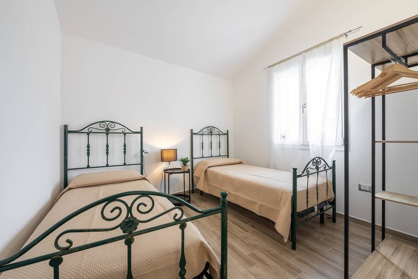 Foto 12 von 26: Ferienwohnung 'Casa Vacanze Alba Mar' mit Balkon, WLAN und Klimaanlage
