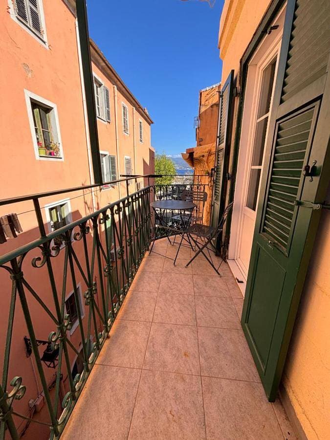 Appartement T2 Vieux Port d'Ajaccio 1