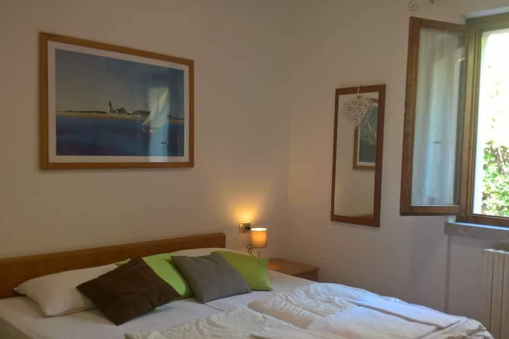 Foto 2 von 22: Casa Maffei Plus Fewo 2, 1. Stock, Balkon mit herrlicher Seesicht, Stellplatz