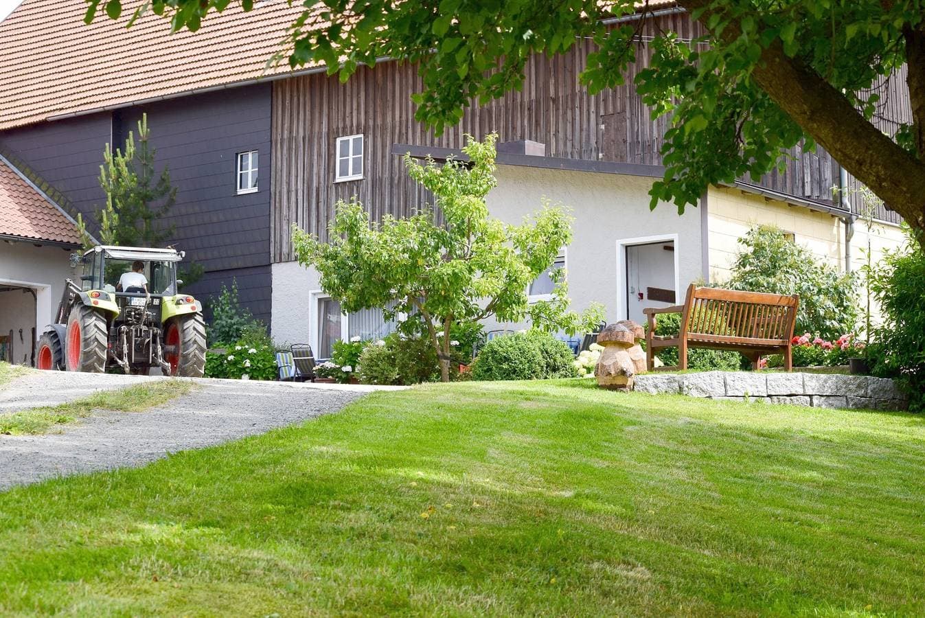 Foto 6 von 31: Ferienhof Obertennersreuth Lukas Feulner - Ferienwohnung Wiesenblick