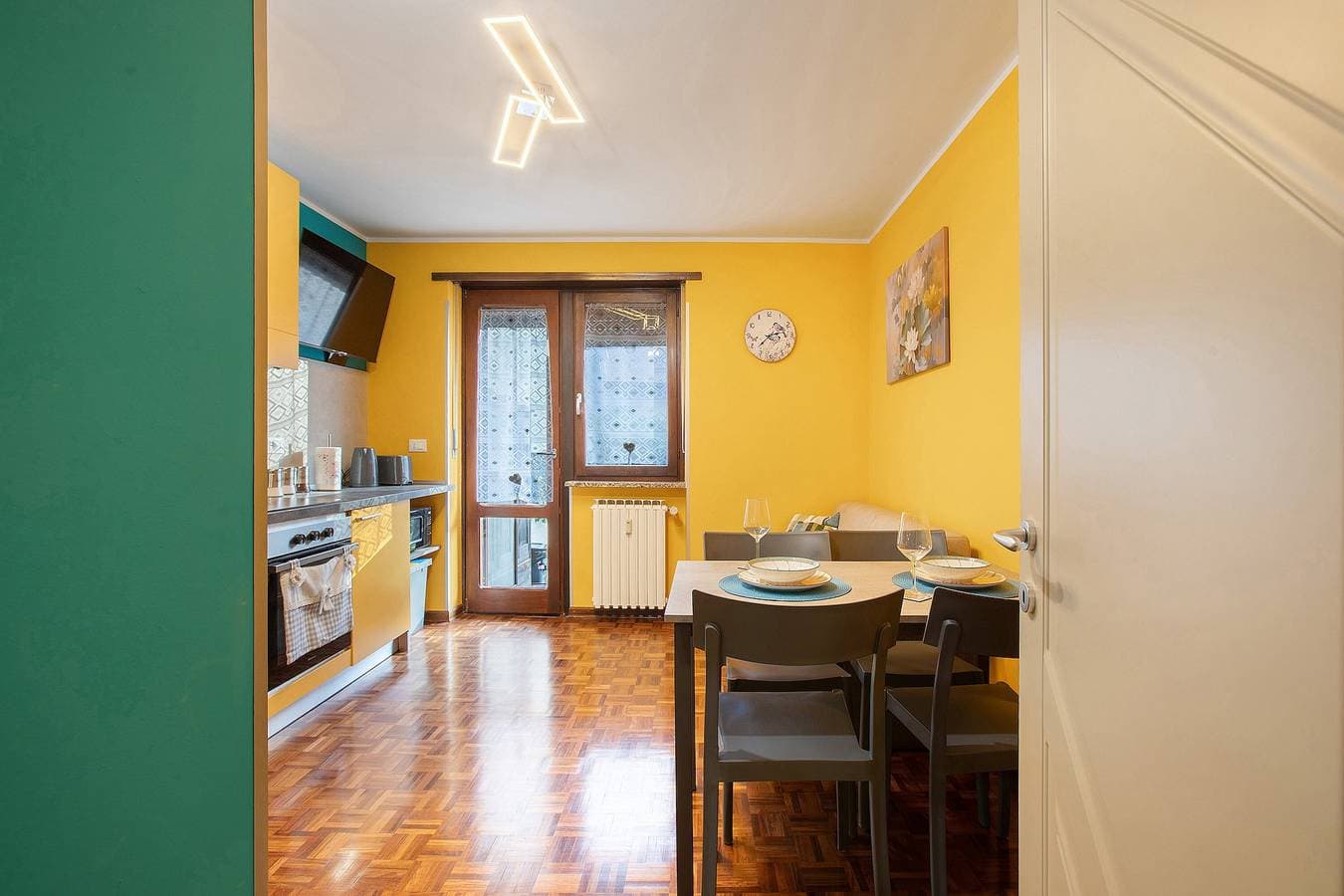 Foto 12 von 26: Apartment 'Maison De Doi - Chatillon' mit Bergblick, privatem Garten und WLAN