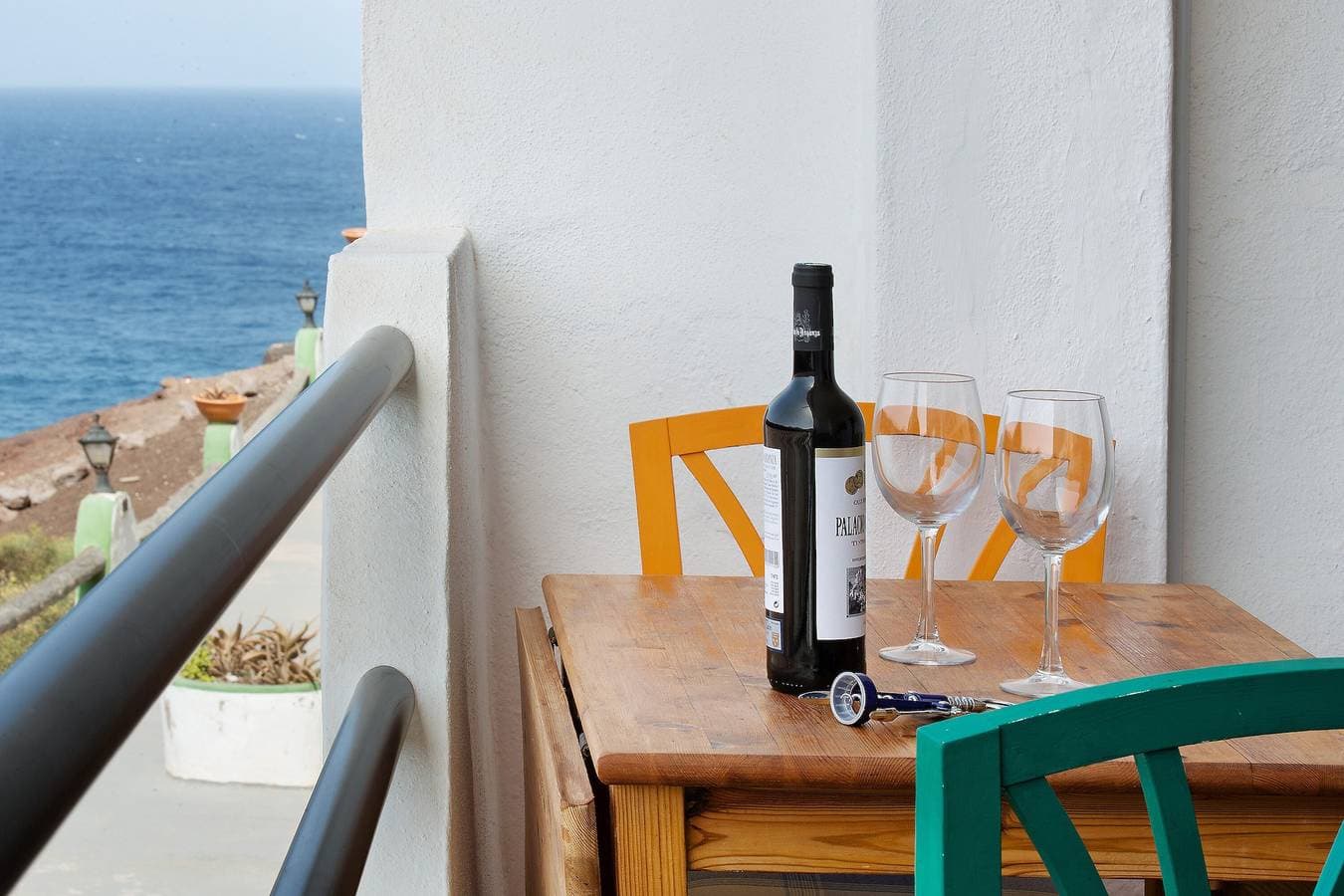Foto 9 von 22: Vacatio Home El Rinconcito del Faro mit Meerblick, WLAN und Terrasse