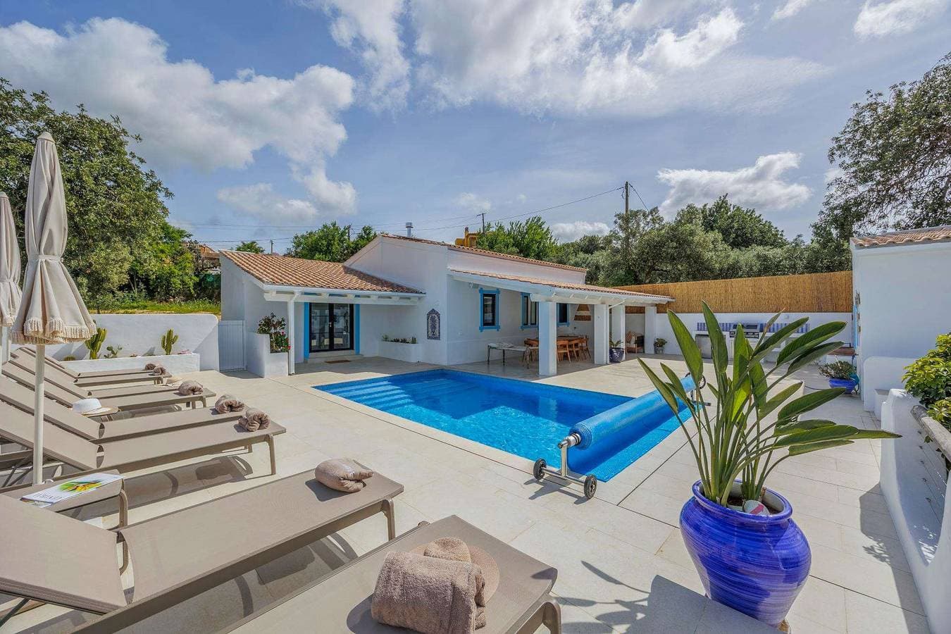 Villa 1