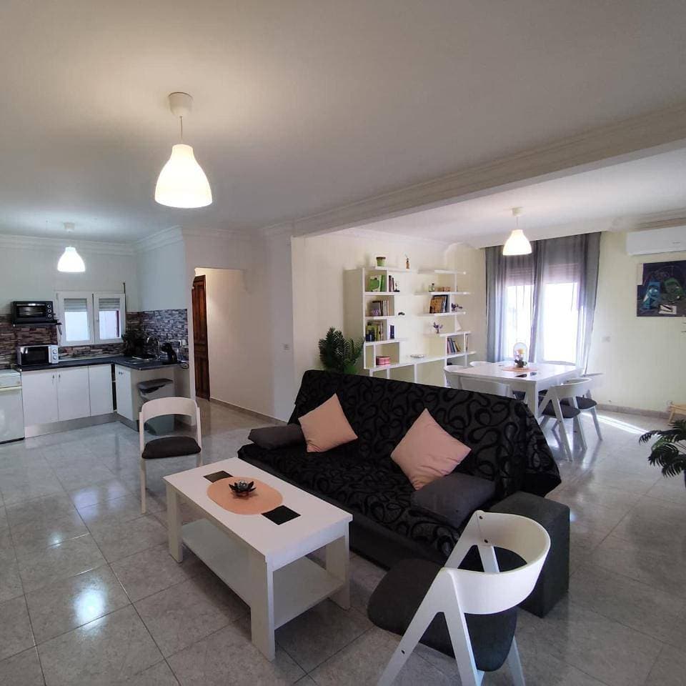 Foto 6 von 47: Three-Bedroom House
