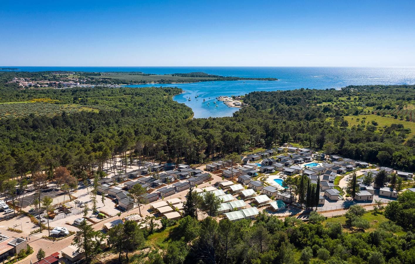 Gemütliches Mobilheim mit Pool und WLAN, nur 2,5 km vom Strand entfernt! 1