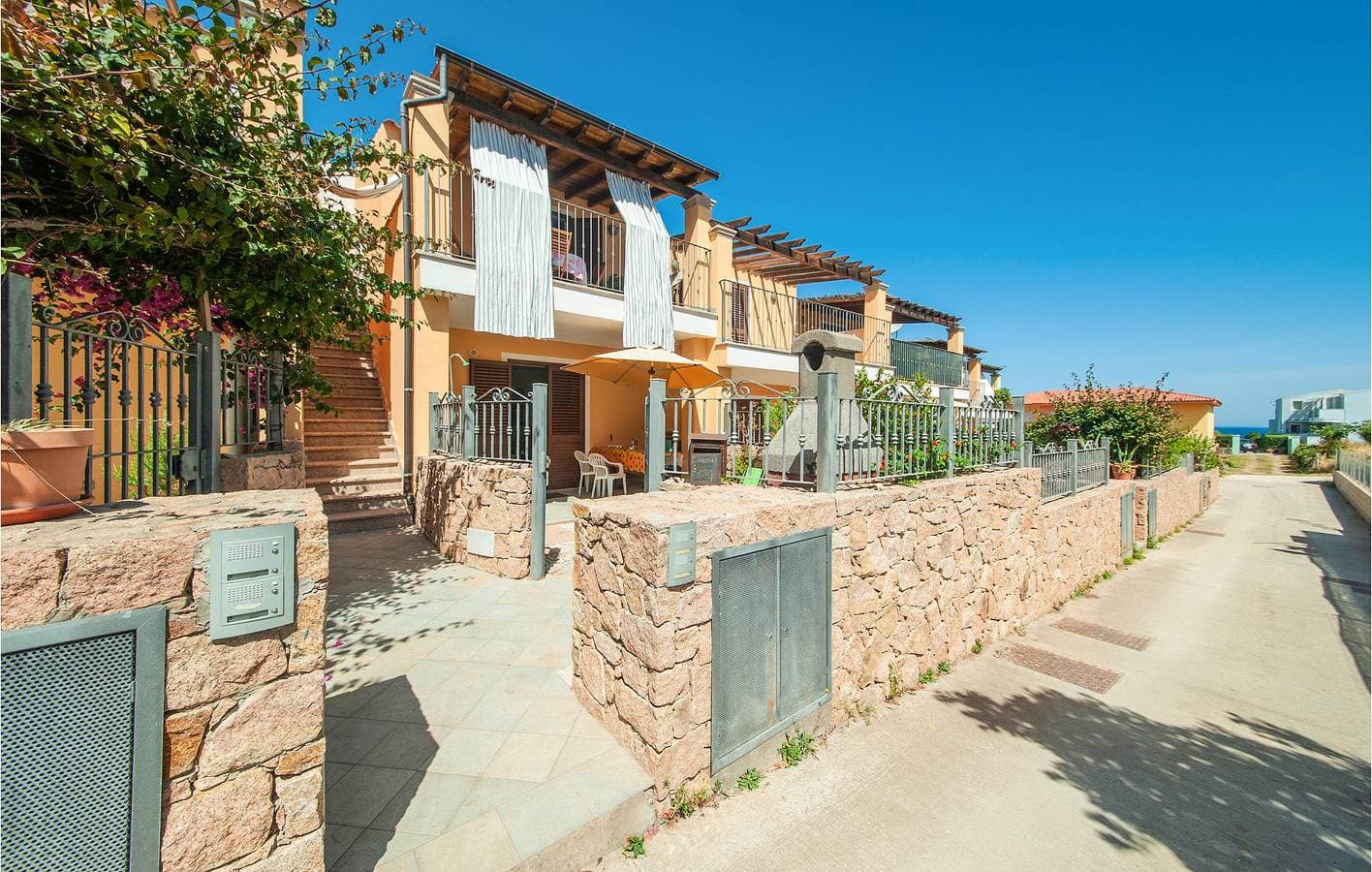 Apartment am Strand mit Küche und Schlafmöglichkeiten 1
