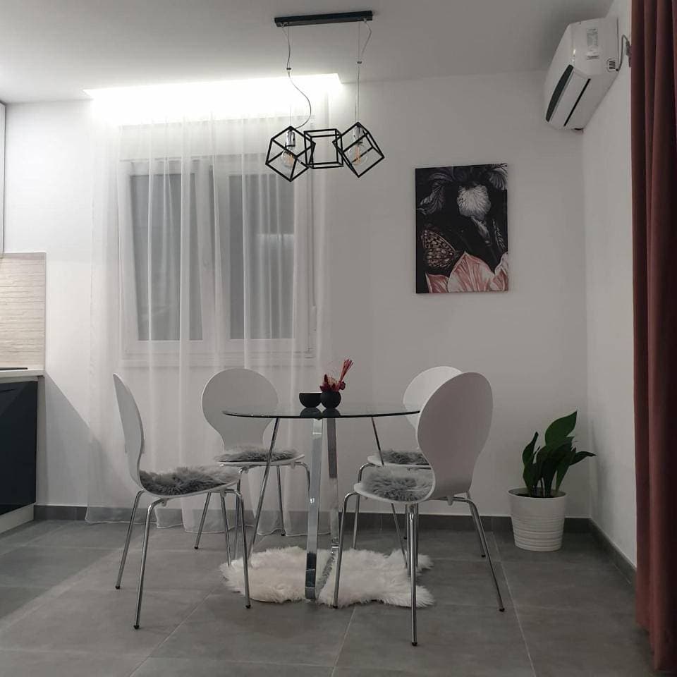 Foto 10 von 31: Two-Bedroom Apartment