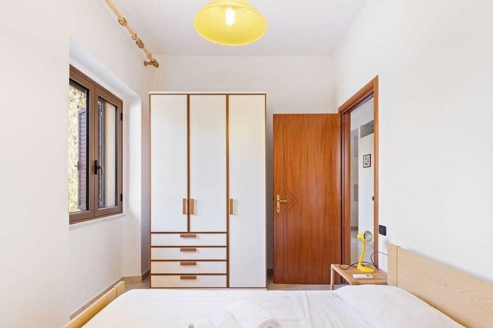 Foto 7 von 30: Is Feminas 26 – Your seaside escape just steps from the beach 🌊☀️