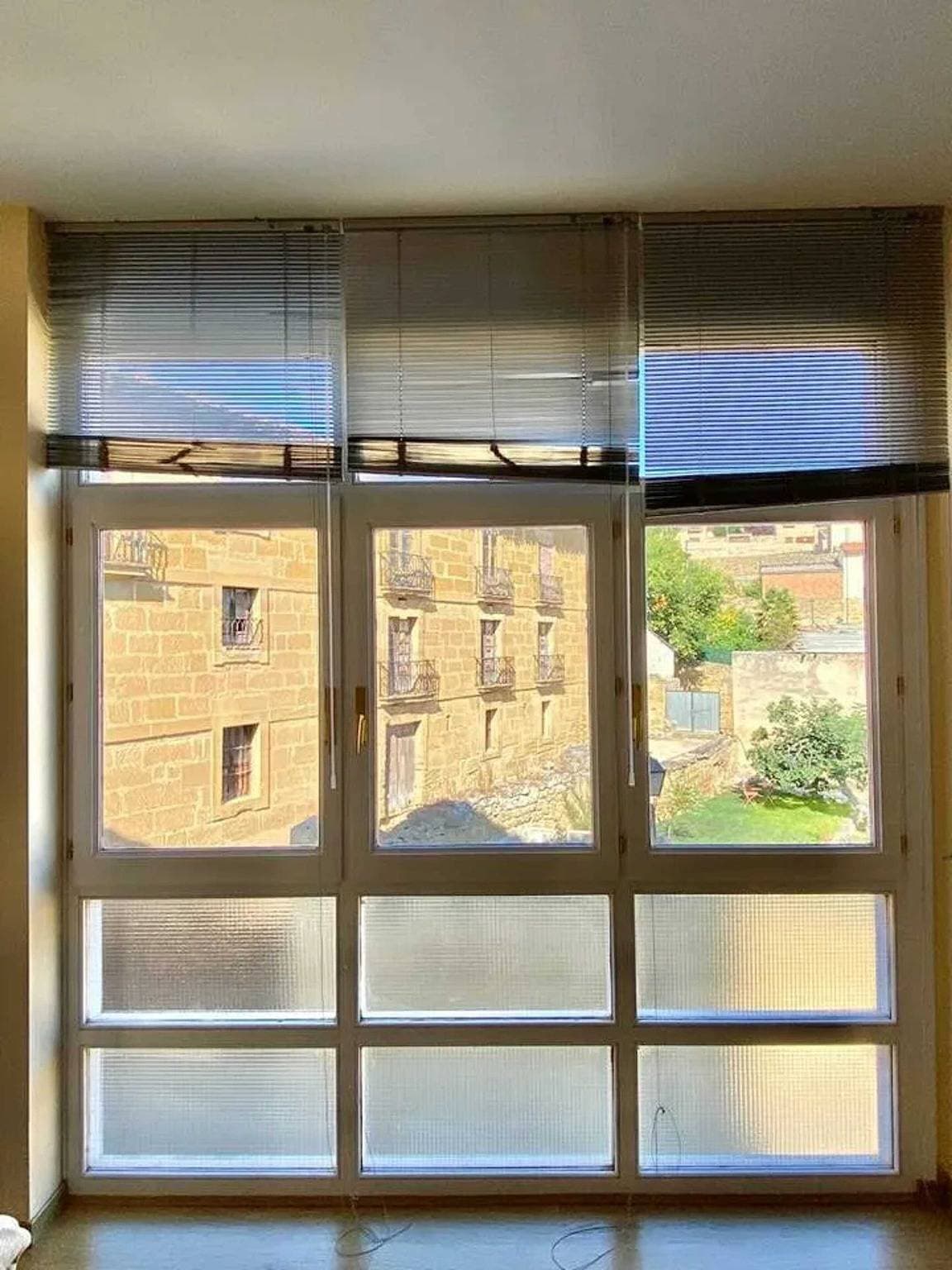 Foto 10 von 34: Elegante Wohnung in Briones, 100 qm, mit Terrasse und Parkplatz