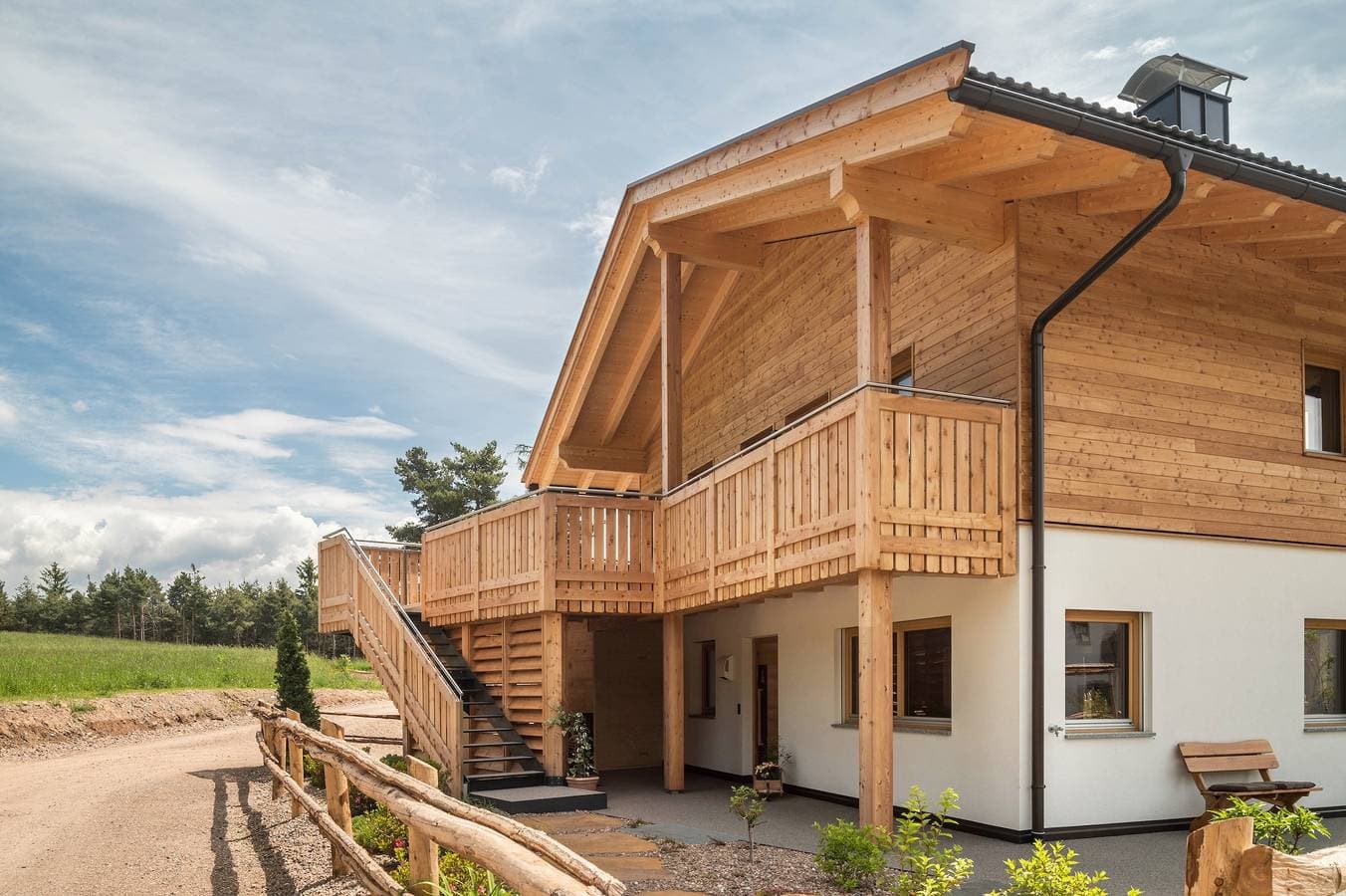 Foto 12 von 33: Ferienwohnung 'Larch' mit Bergblick, Gemeinschaftsgarten und WLAN