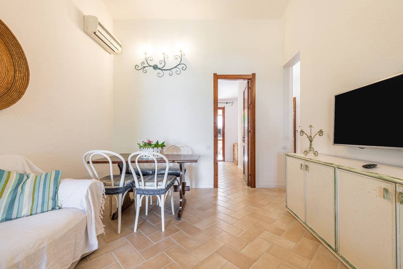 Foto 9 von 27: Haustierfreundliches Ferienhaus "Casa Anna" direkt am Strand mit Meerblick