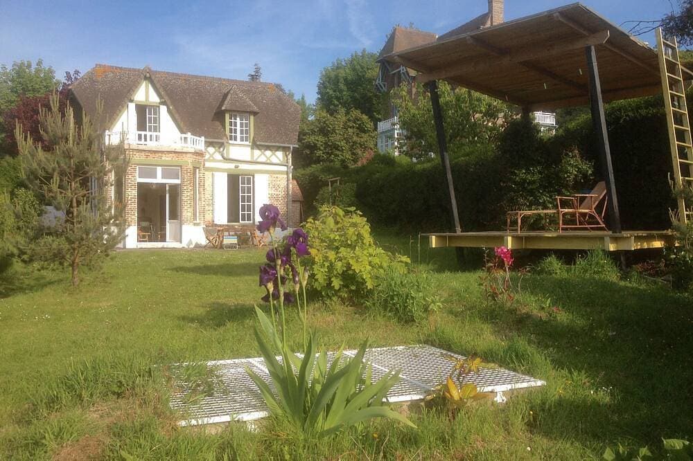 Charmantes Haus am Meer 1