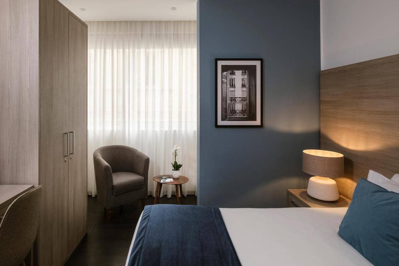 Foto 2 von 10: Standard Double or Twin Room