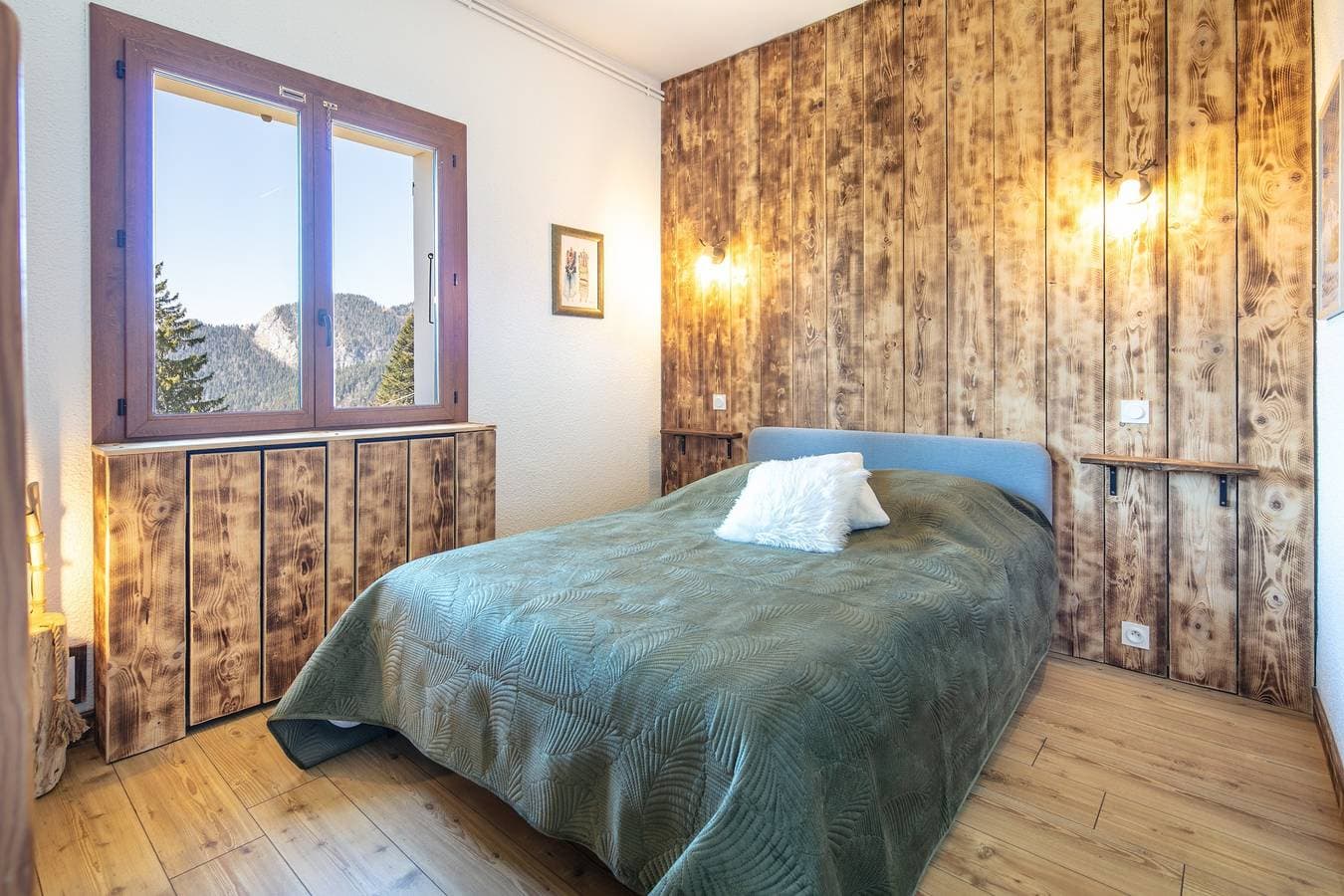 Foto 3 von 17: Ferienwohnung für 6 Personen mit Terrasse