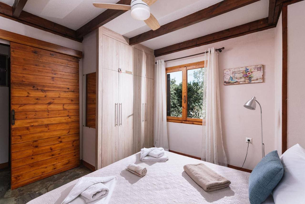 Foto 9 von 57: Three-Bedroom House