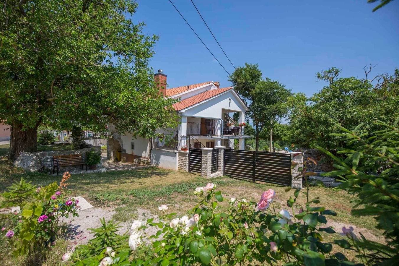 Foto 3 von 35: House Josip