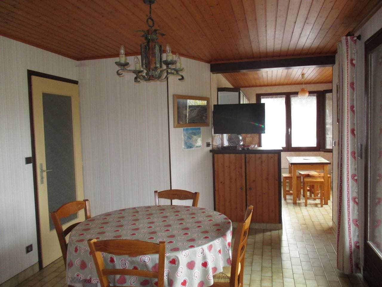 Foto 3 von 7: Gemütliche Gite mit Parkplatz, WiFi und Bergblick