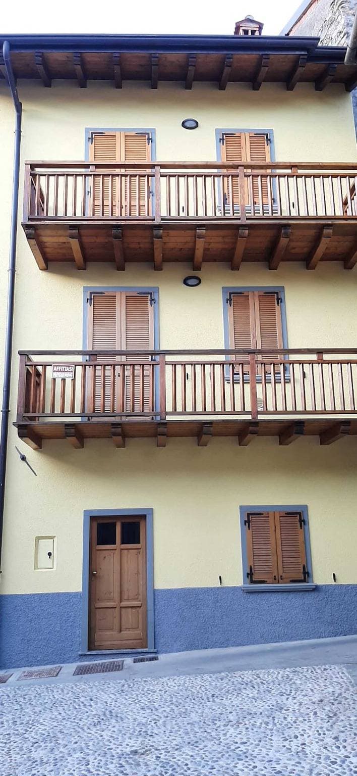 Foto 9 von 14: Ferienwohnung 'Altopiano del Sole' mit Balkon und Bergblick