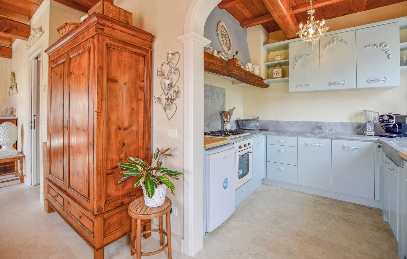 Foto 8 von 37: Modernes Appartement mit AC, Parkplatz, Garten | In der Nähe von La piazza & Montignoso