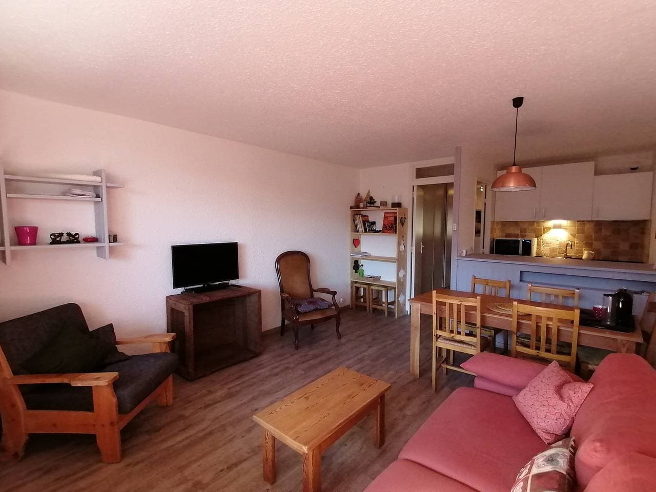 Geräumiges renoviertes 2-Zi.-App., 6 Pers., Balkon, nahe Pisten und Zentrum Pra Loup 1
