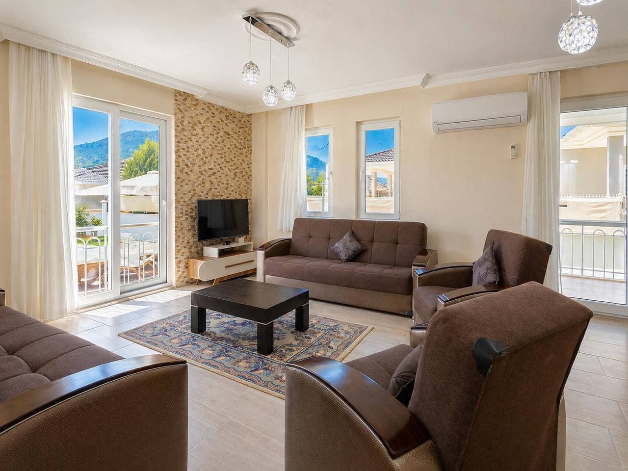 Foto 7 von 28: Villa für 8 Personen mit Terrasse