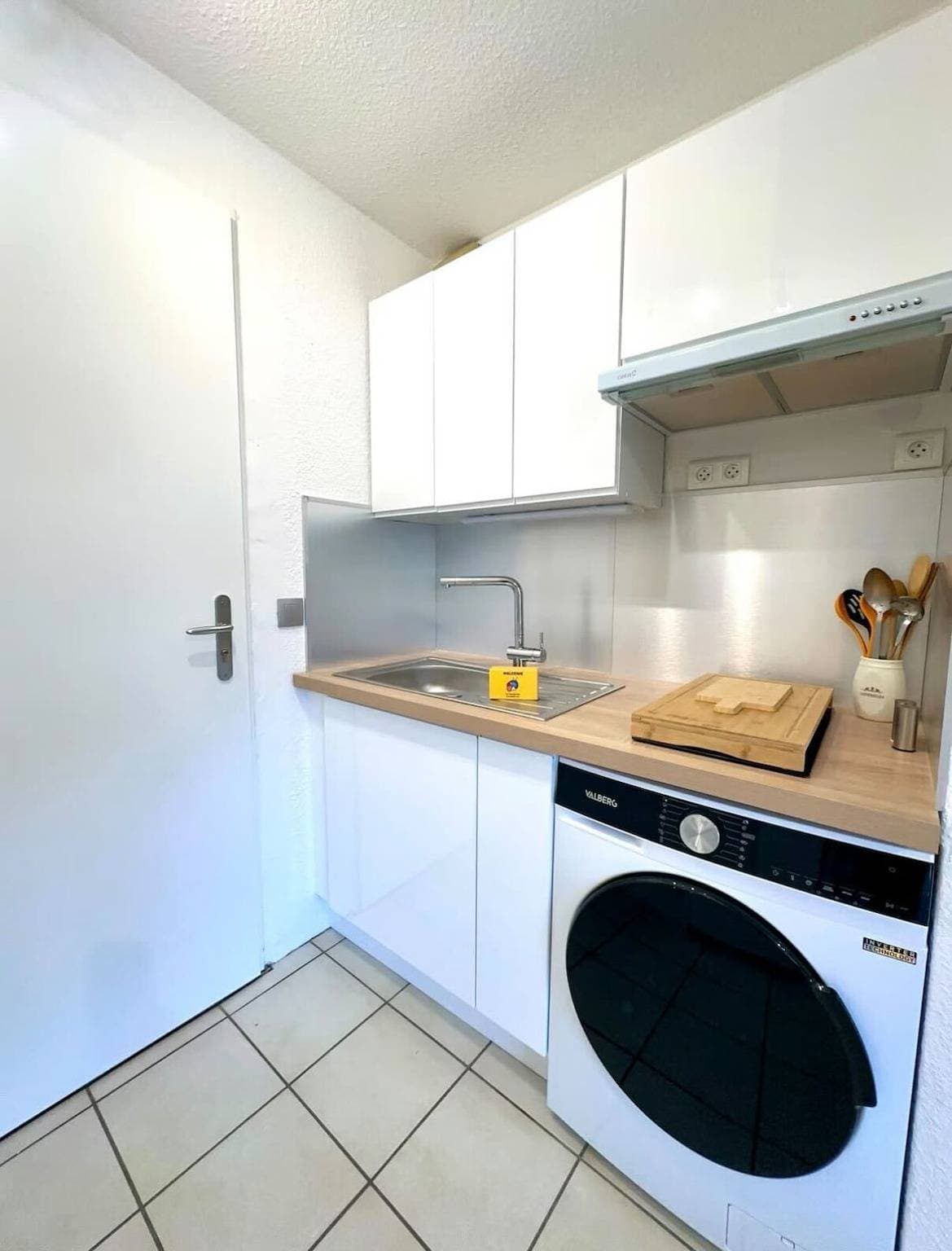 Foto 5 von 22: Ferienwohnung für 4 Personen mit Pool