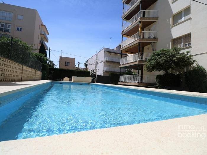 Foto 2 von 35: Ferienwohnung für 4 Personen mit Pool