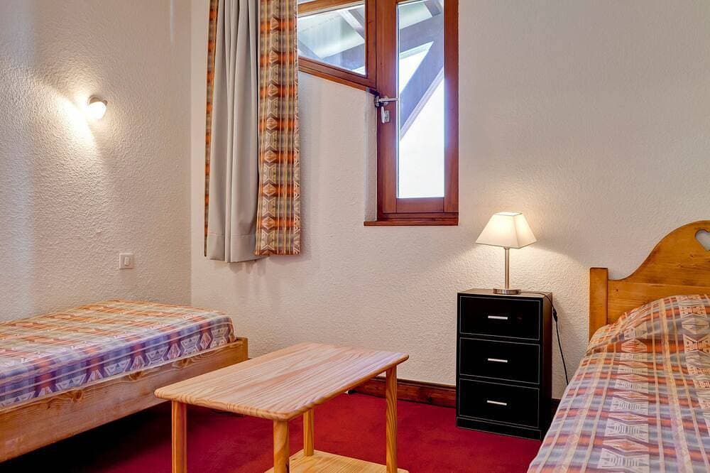 Foto 3 von 16: Modernes 3-Zimmer-Apartment, Ski-in/Ski-out, La Tania, Parkplatz inklusive