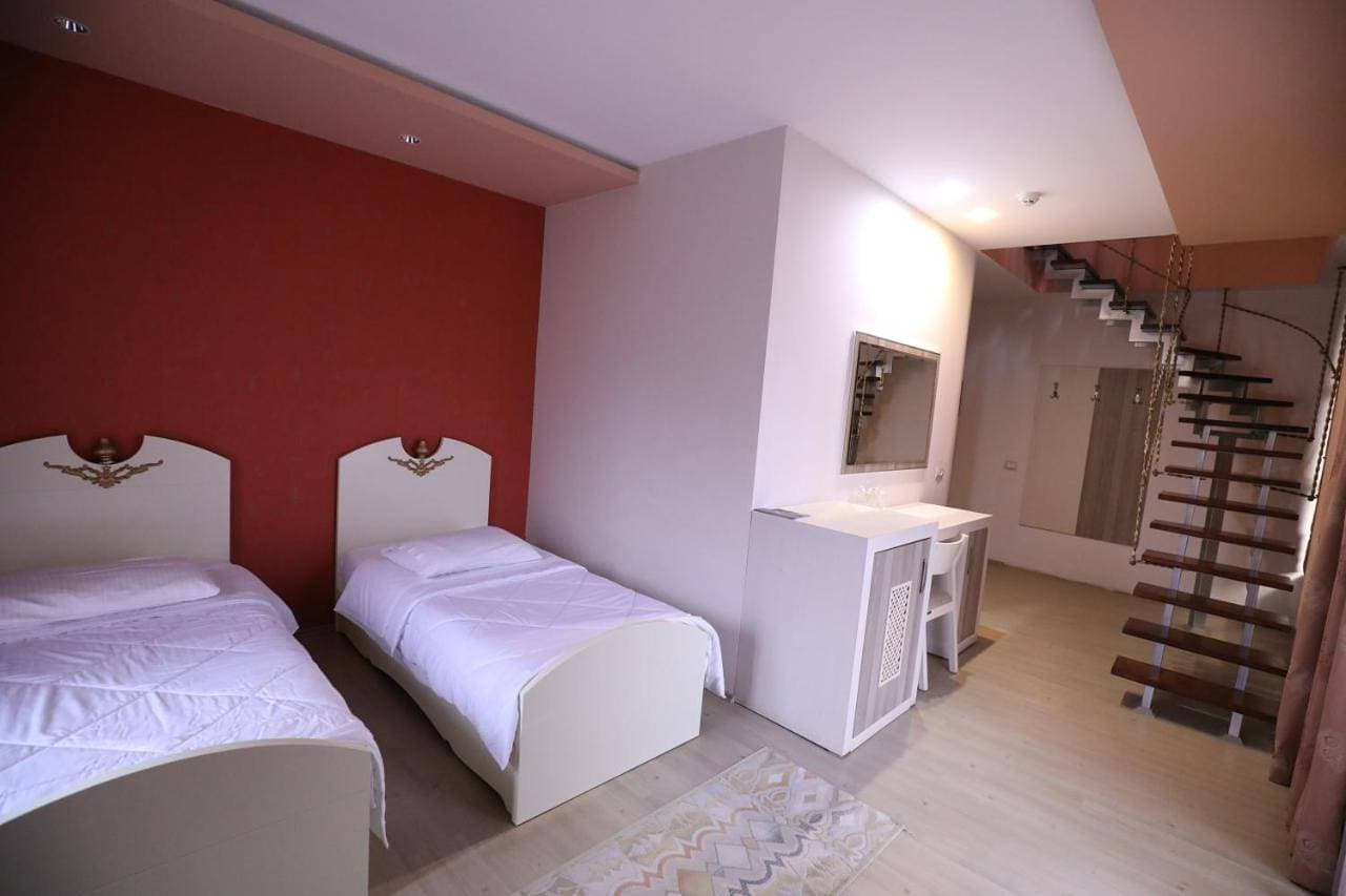 Foto 12 von 13: Twin Room with Balcony