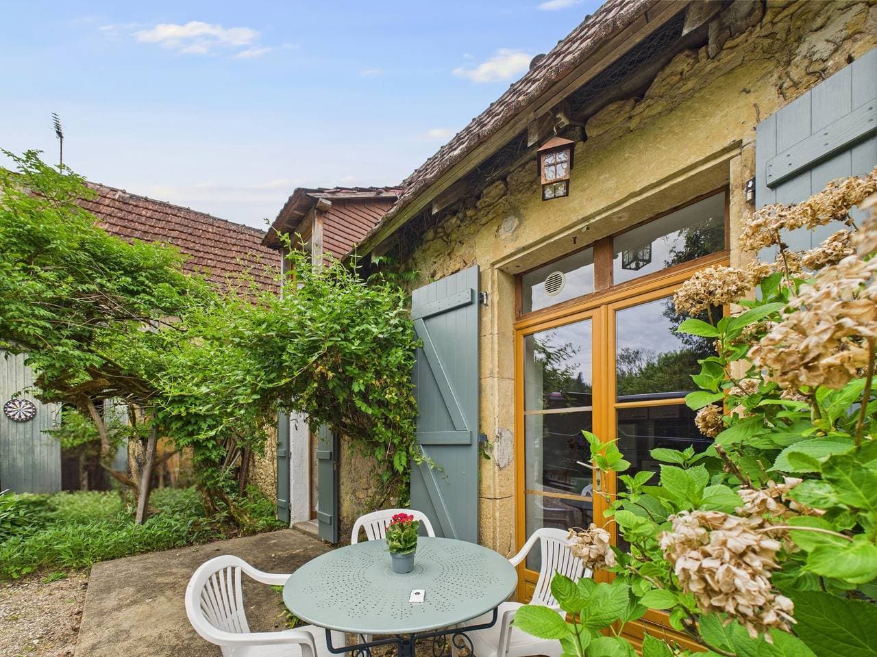 Pool - gemeinsamer Waldbereich - Haus für 4 1
