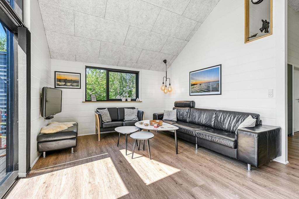 Foto 2 von 47: Modernes, energieeffizientes Ferienhaus mit geschmackvoller Einrichtung