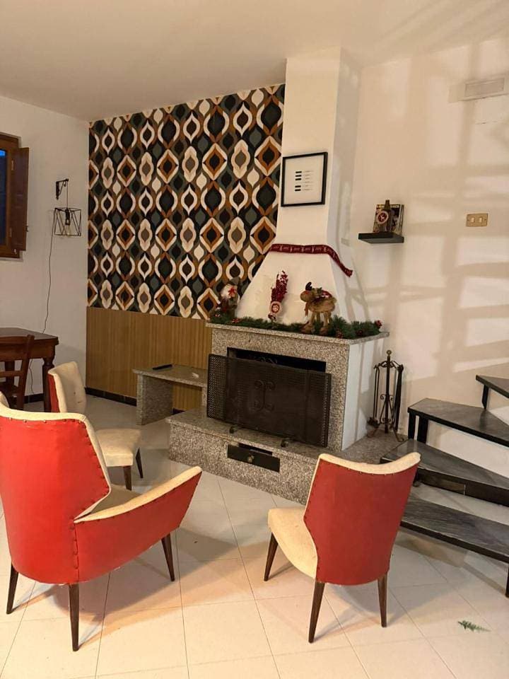 Foto 7 von 17: Two-Bedroom Apartment with Mountain View
