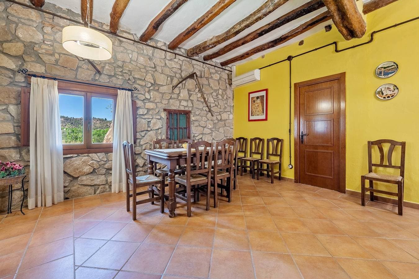 Foto 6 von 39: Ferienhaus 'Mas De Sisco' mit Bergblick, WLAN und Klimaanlage